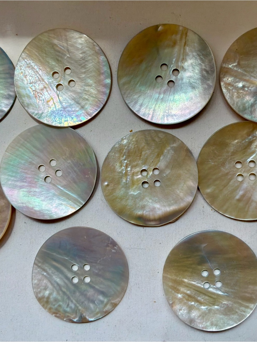 10 large MOP buttons